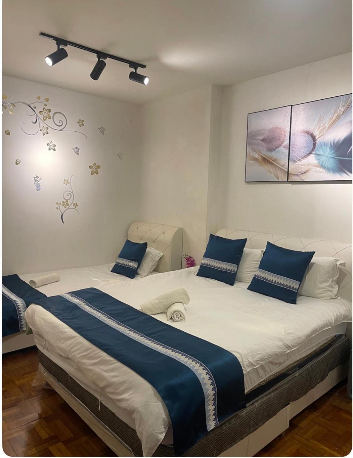 Riverbank Suites Waterfront クチン エクステリア 写真