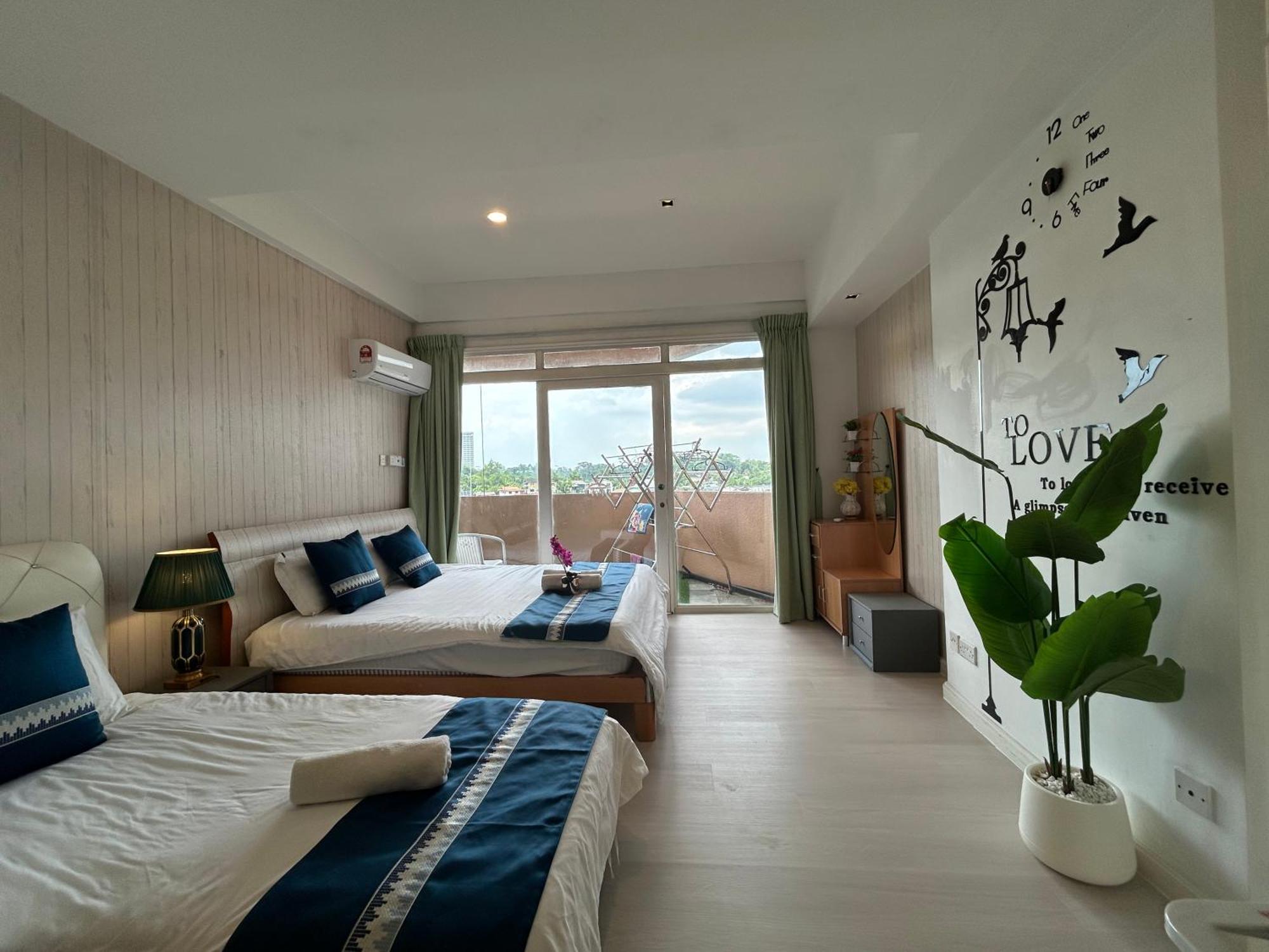 Riverbank Suites Waterfront クチン エクステリア 写真